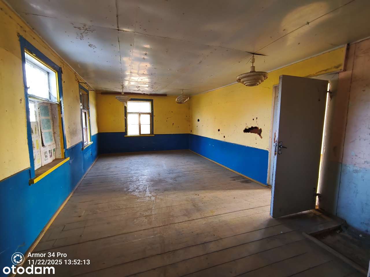 STARY DREWNIANY DWOREK w Łosince z 1890 roku.  REWEACYJNY ZDROWY DYL-12