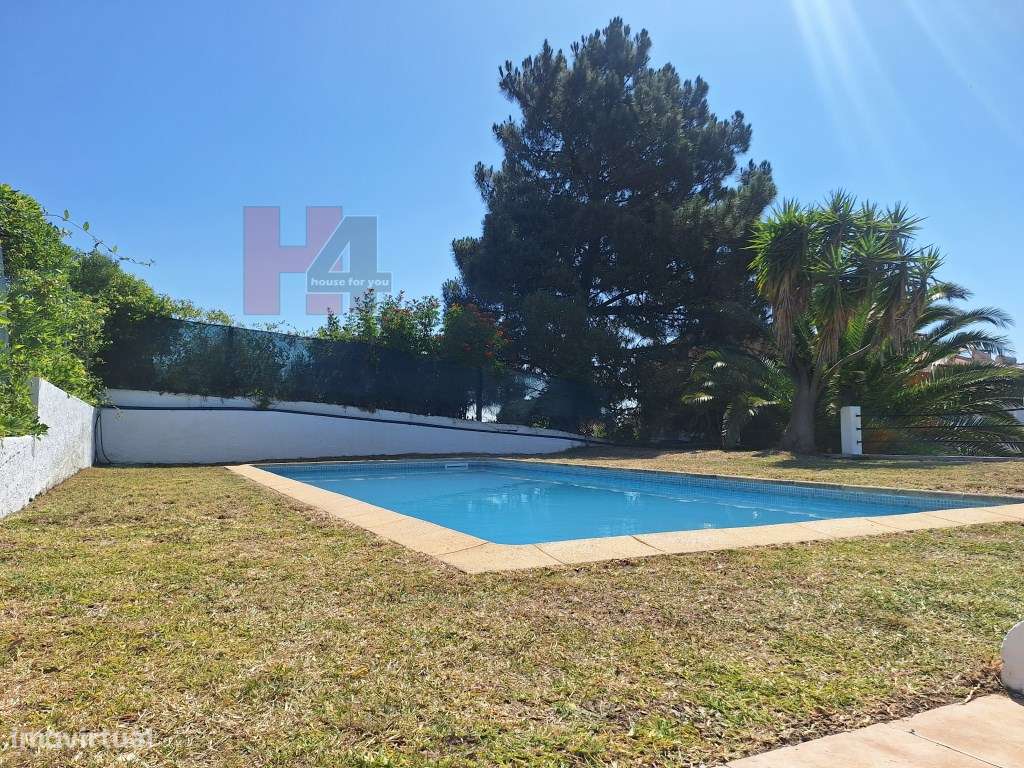 Moradia T4 com piscina inserida num terreno de 670m2 - Setúbal (OFE...-43