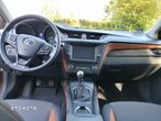 Toyota Avensis 1.8 Premium - 8