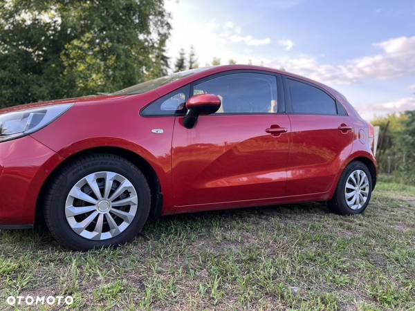 Kia Rio 1.2 Attract - 5