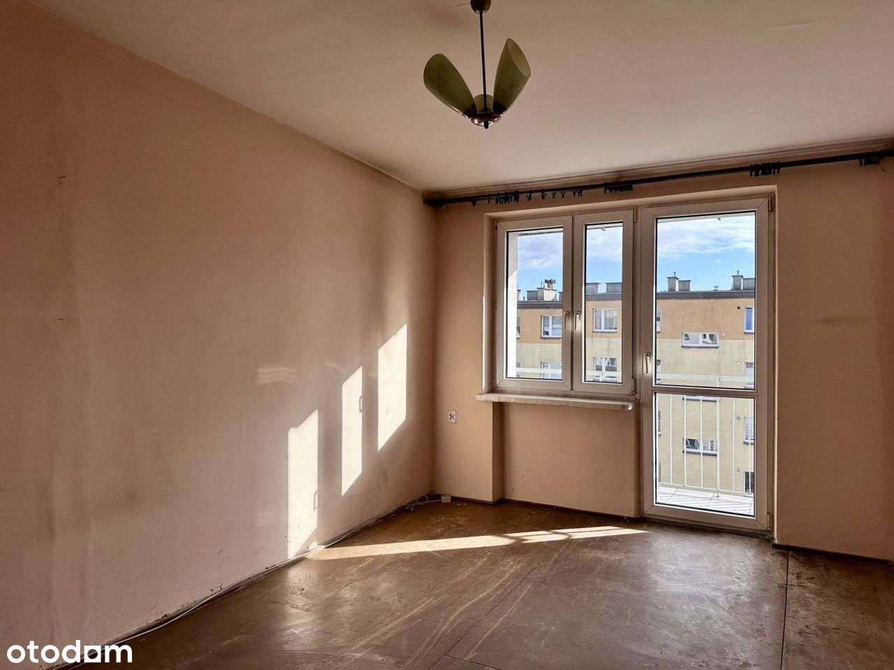 Mieszkanie 2 pokojowe z balkonem-0