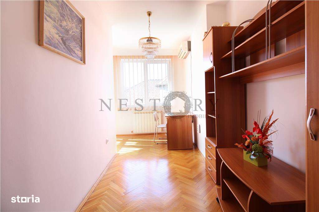 Apartament 3 camere cu scara interioara si pod amenajat,  Andrei Mures-6