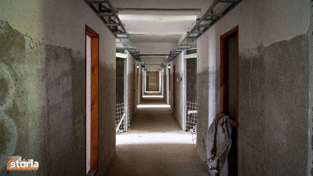 Snagov, Teren + Cladire de 4200 Mp, Utilitati, Ideal Investitie-9