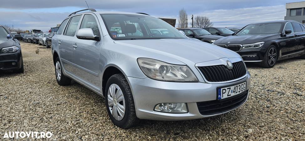 Skoda Octavia Combi 2.0 TDI Elegance - 1