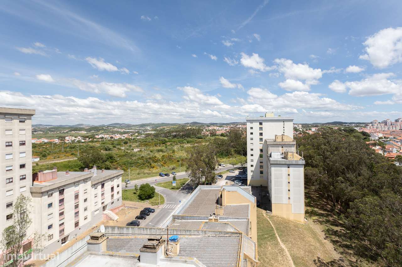 Apartamento T3, situado em Algueirão-20