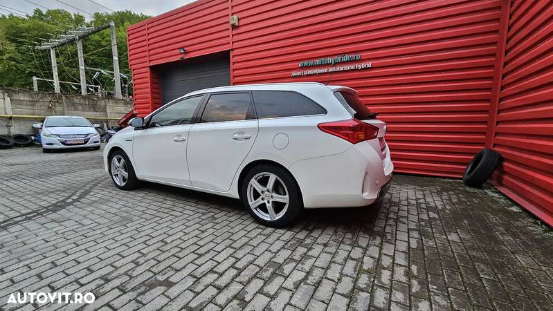 Toyota Auris 1.8 Hybrid Executive - 5