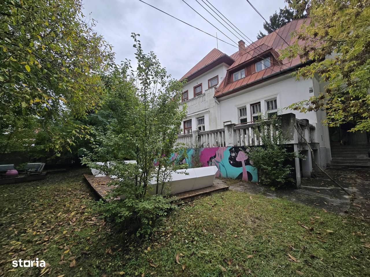 Proprietate Unica in Grigorescu, teren de 2.000 mp, imobil de 560 mp - Imagine principală: 1/6