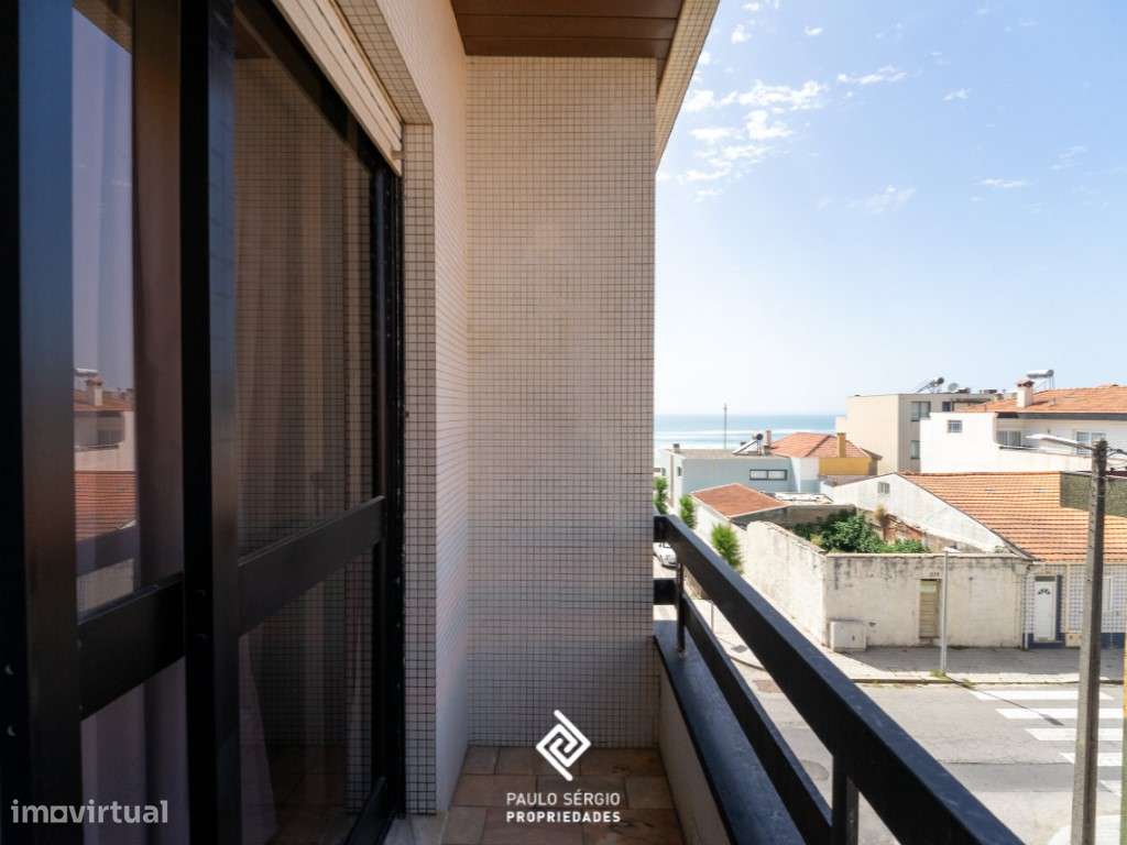 T2 na segunda linha de mar em Espinho com deslumbrante vista mar.-13