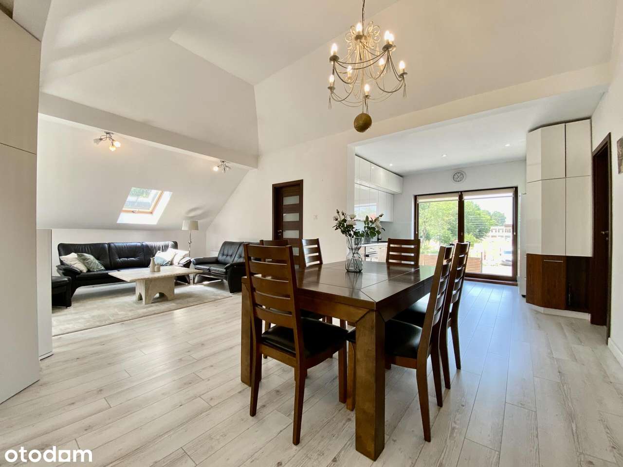 Dom z potencjałem inwestycyjnym | 3 lokale + pozwolenie na rozbudowę - Pełny obrazek: 5/17