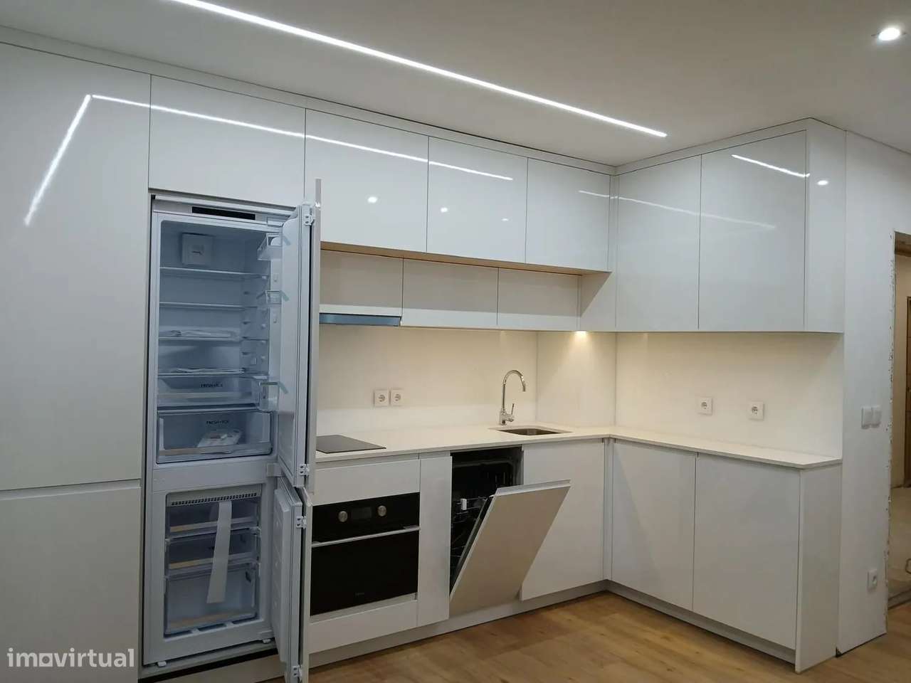 Studio T0 Novo em Faria Guimarães - Porto - Ref: PRT/01571 - Grande imagem: 5/19