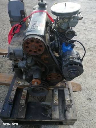 Silnik do motorówki Ford Uszkodzony - 3