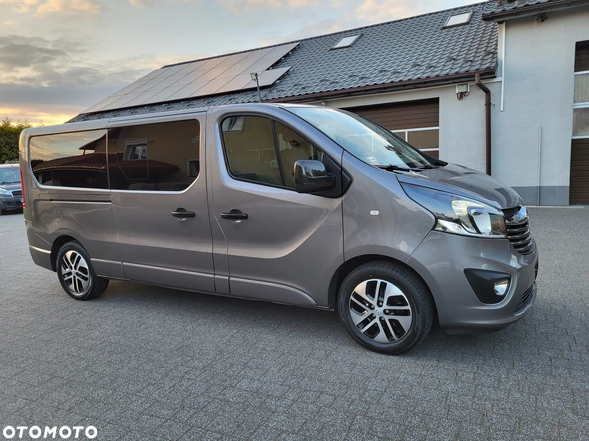 Opel Vivaro Tourer 1.6 CDTI L2 - 4