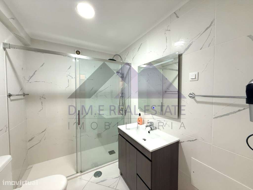 Apartamento T2 com Excelentes Áreas em Monte Gordo a 400 metros da ...-13
