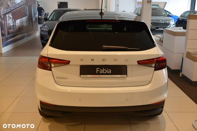 Skoda Fabia - 4