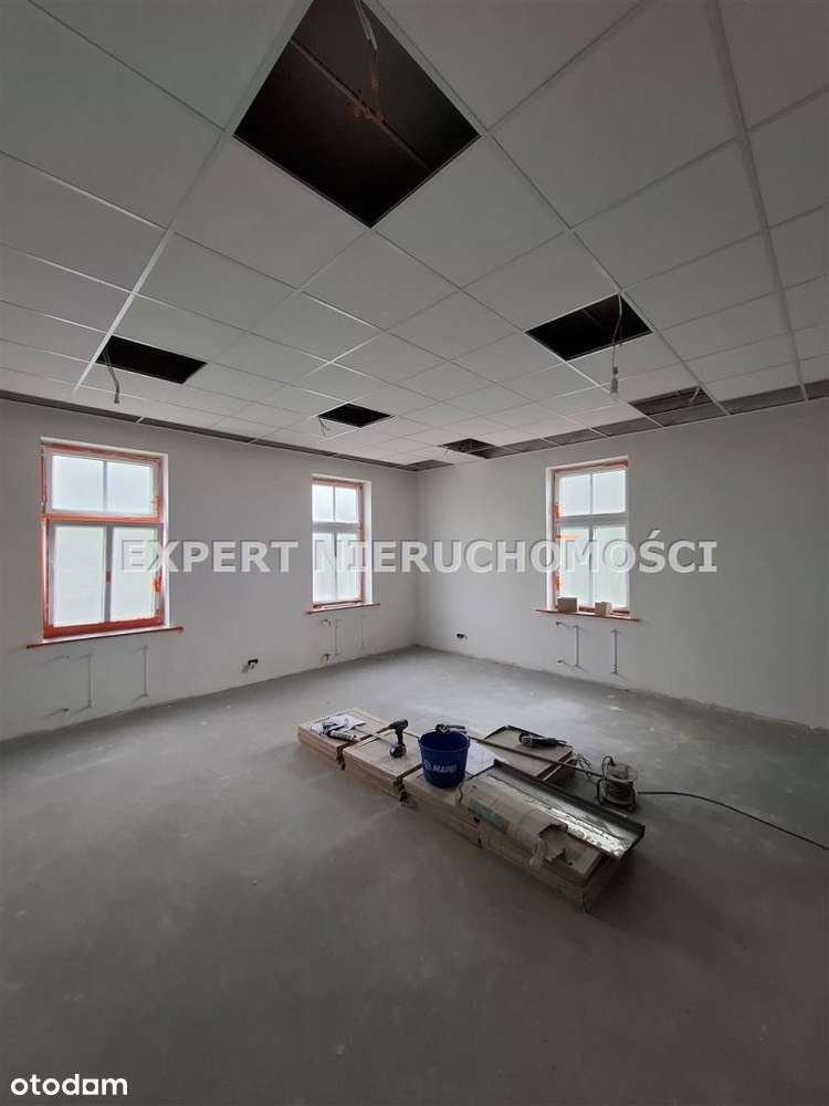 Komfortowy lokal, 7 pomieszczeń, na wynajem Knurów - Pełny obrazek: 1/16