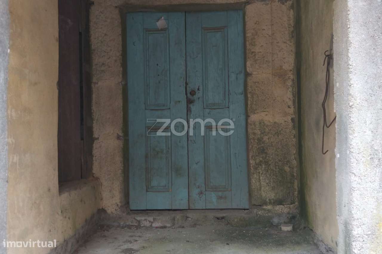 Moradia T2 para reconstrução - Grande imagem: 5/19