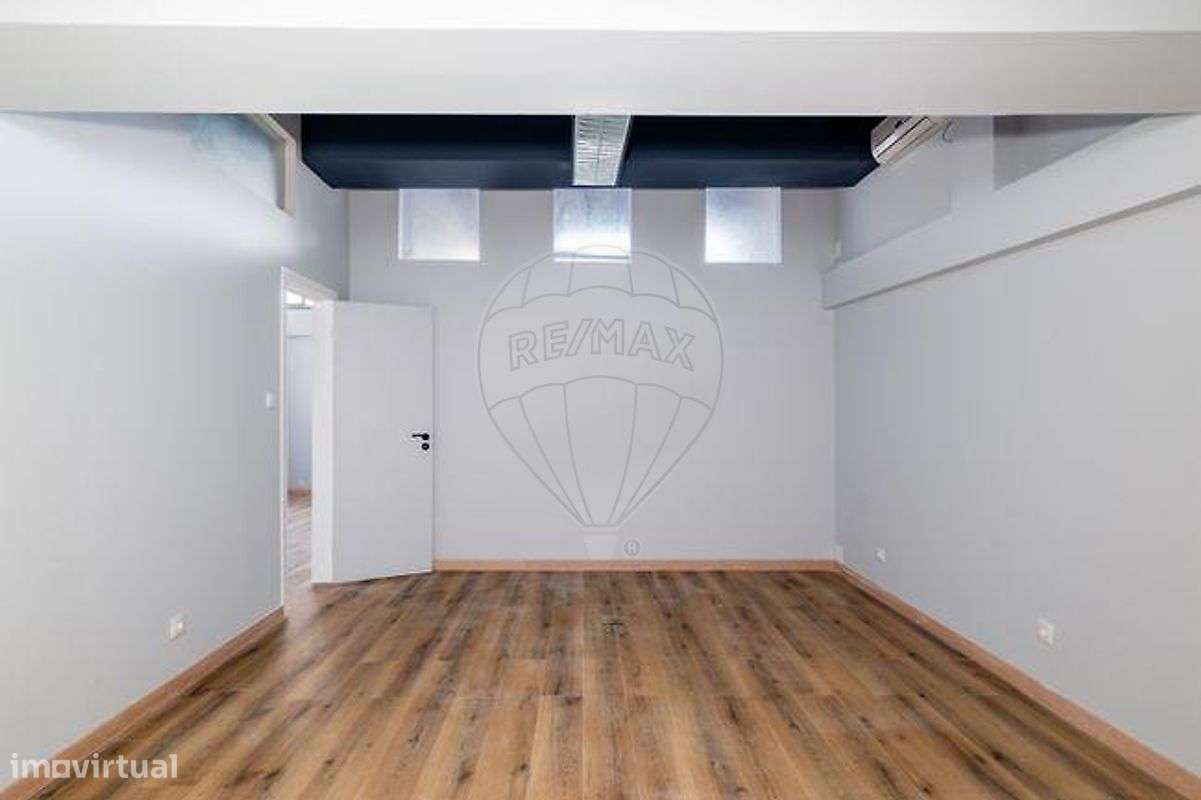 Armazém  para arrendamento - Grande imagem: 5/13