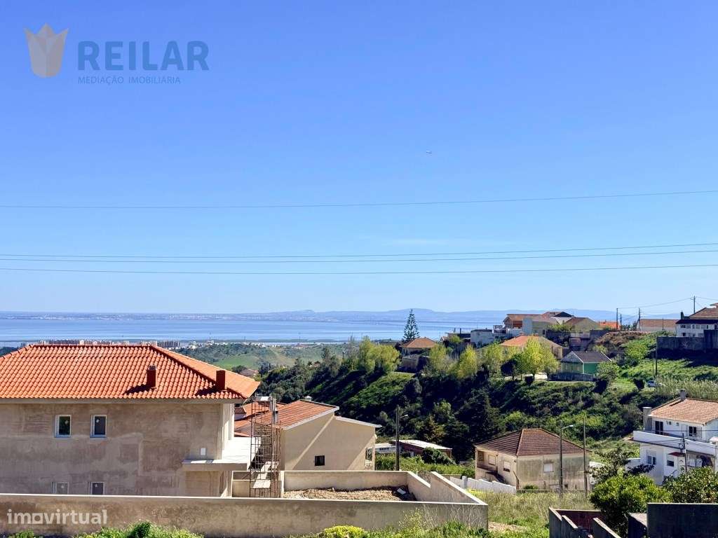 Vialonga - Terreno 370 m2 - Grande imagem: 4/16