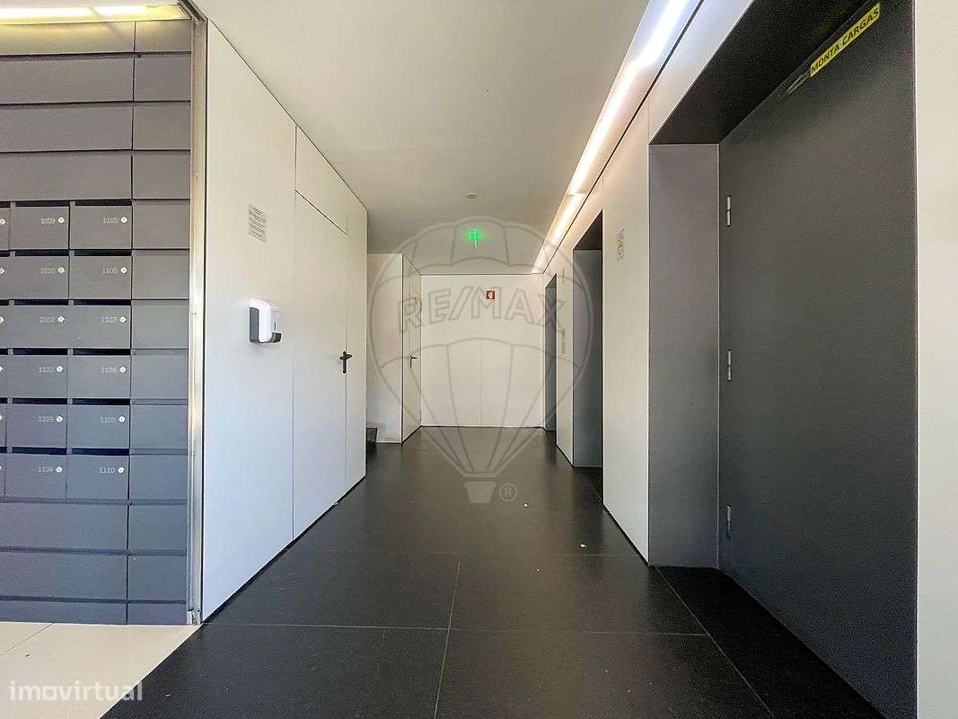 Escritório  para arrendamento - Grande imagem: 2/19