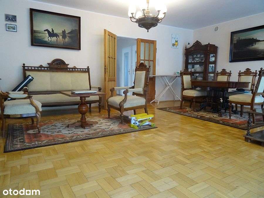 Wrocław , 297m2 , 5 pokoi , 2 łazi. , GARAŻ , OGRÓD-0