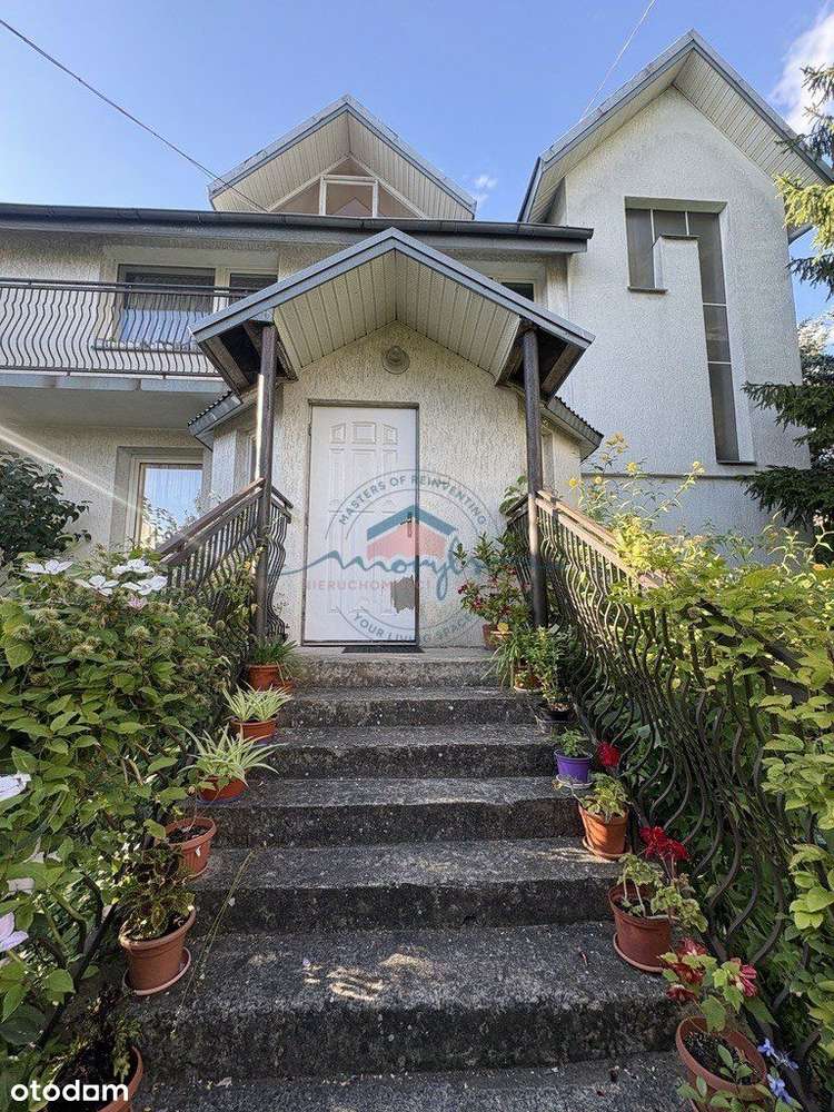 Duży dom w lubianej okolicy w okazyjnej cenie! - Pełny obrazek: 2/15