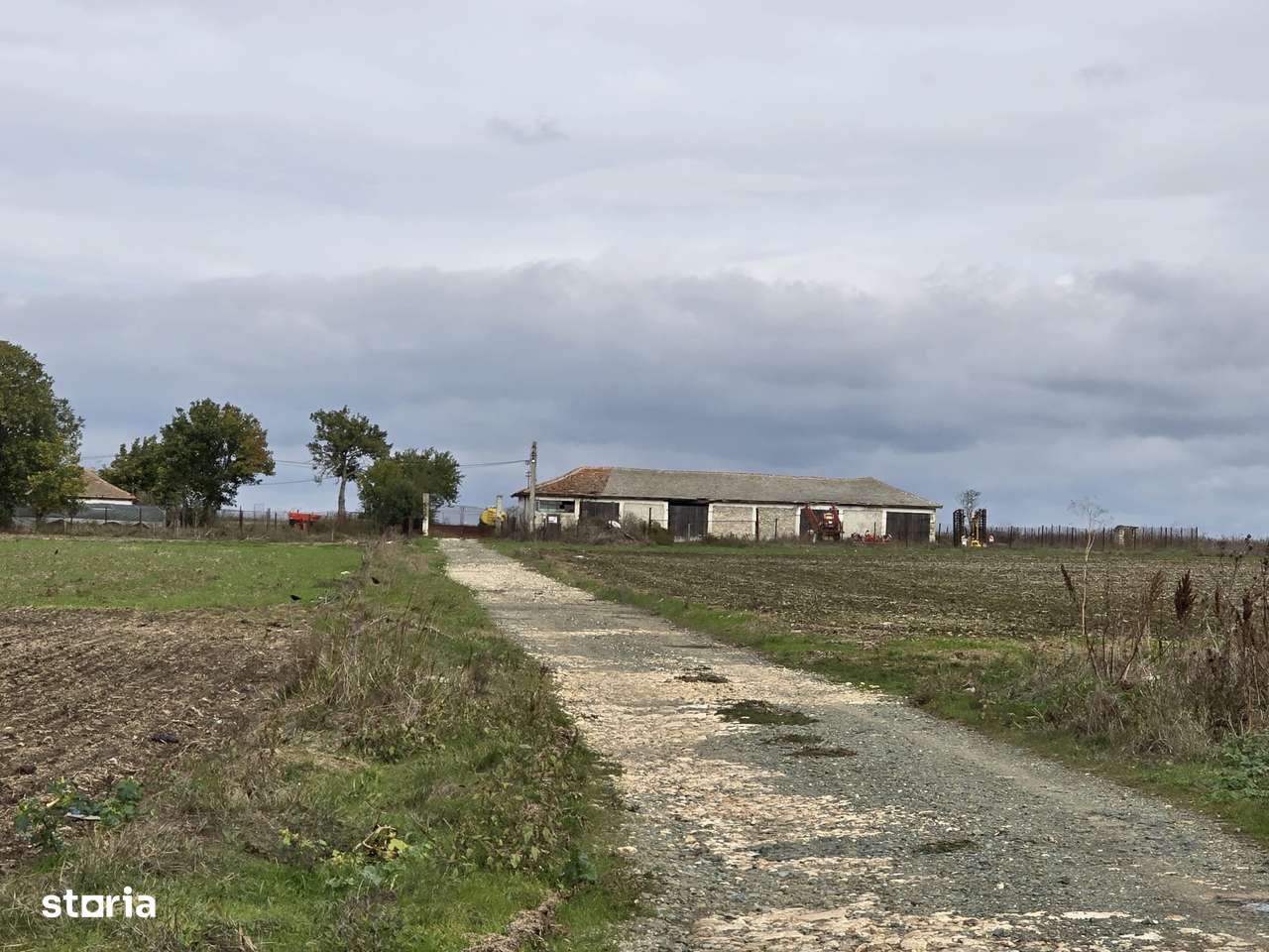 Comuna Amzacea- sat G.Scărișoreanu -Fermă zootehnică ,  teren 5,1ha - Imagine principală: 3/14