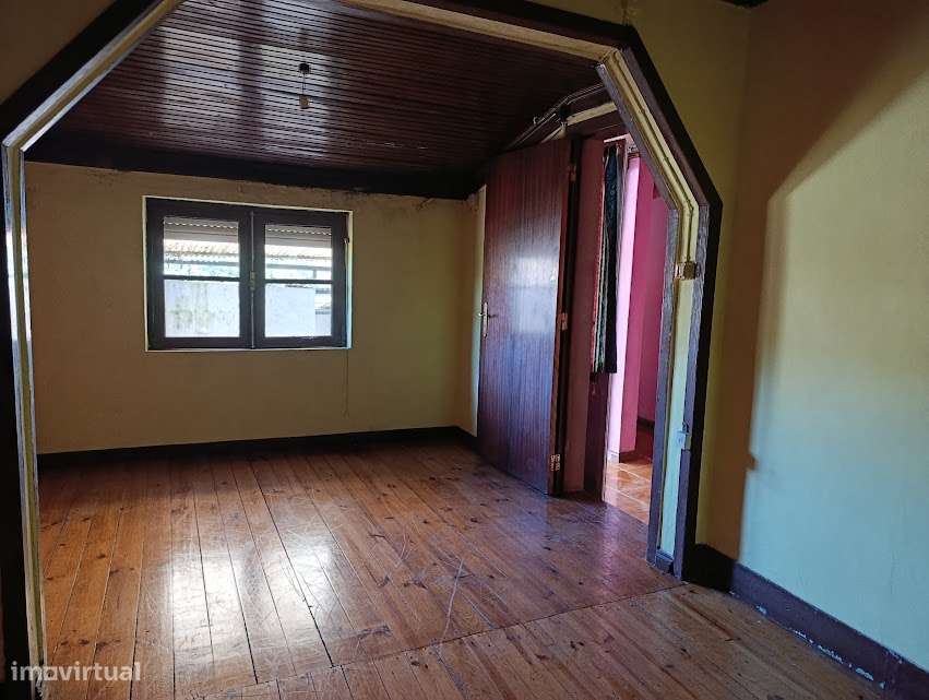 Moradia T4 p/remodelar, Póvoa, Figueira de Lorvão, a 20 km de Coimbra-30