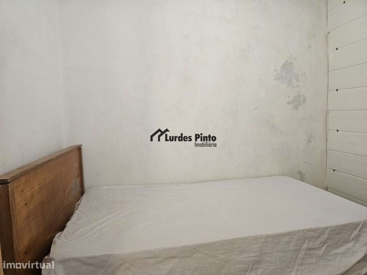 Apartamento mobilado com eletricidade e água incluídas - Grande imagem: 5/9