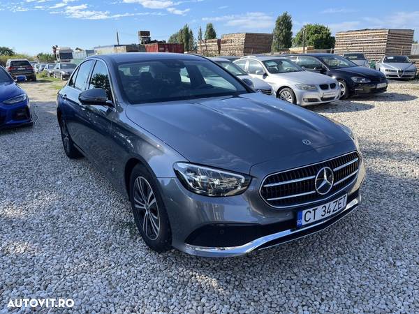 Mercedes-Benz E 220 d 9G-TRONIC - 11