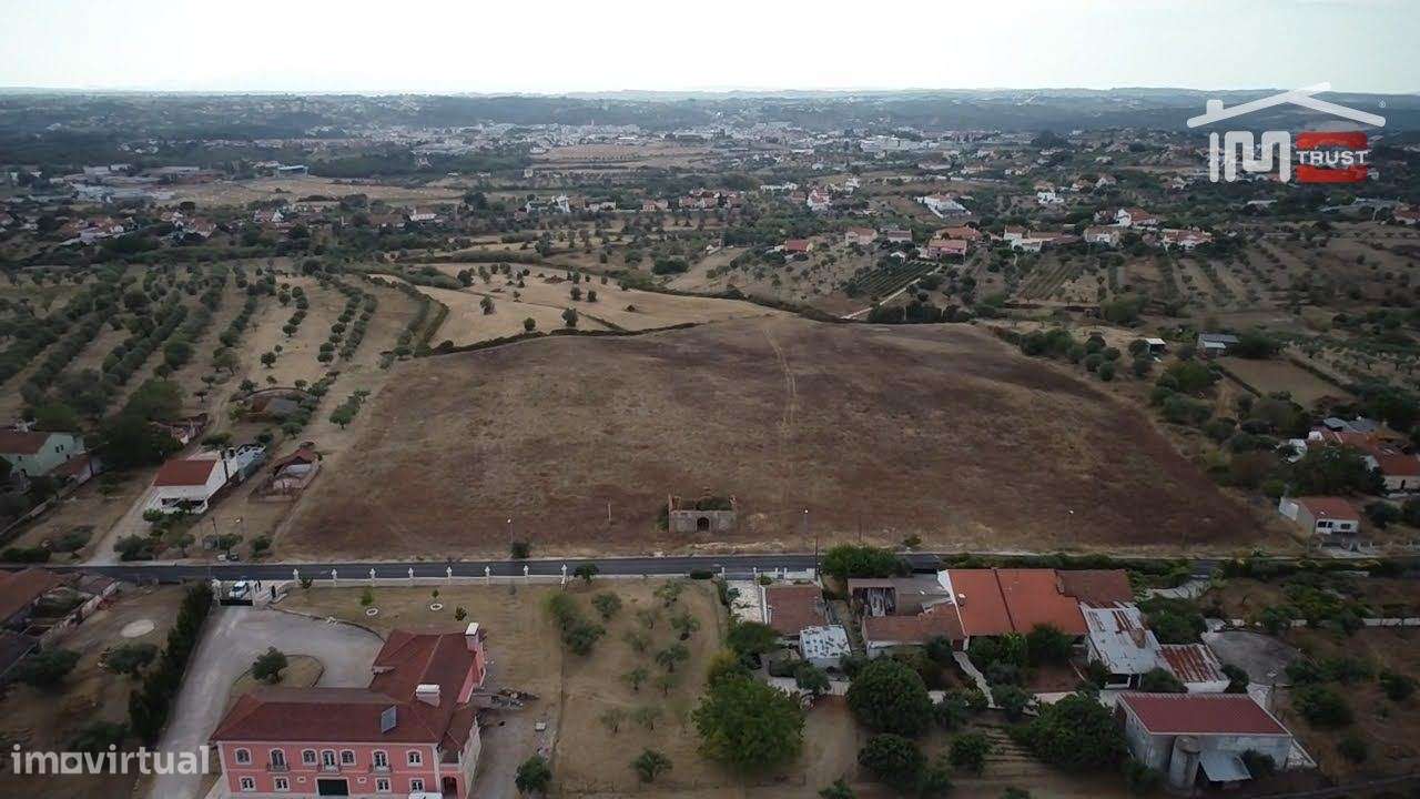 Terreno para loteamento - 10 Moradias independentes - Grande imagem: 3/13
