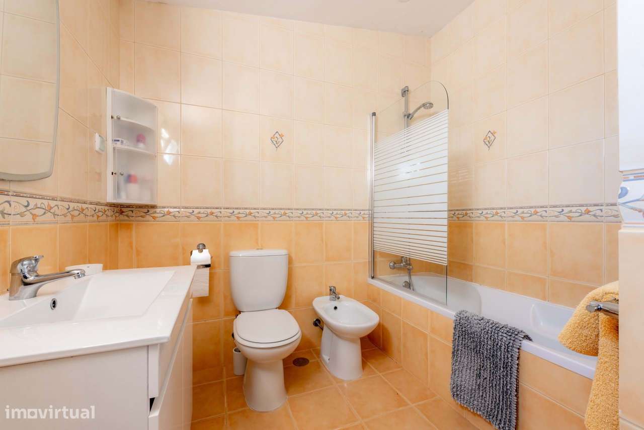 Villa de 4 quartos com personalidade e piscina em Almádena-22