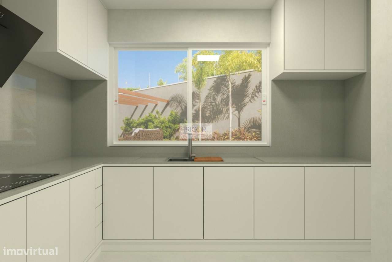 Moradia T3 de 2 frentes e jardim em construção em Águas Santas-6