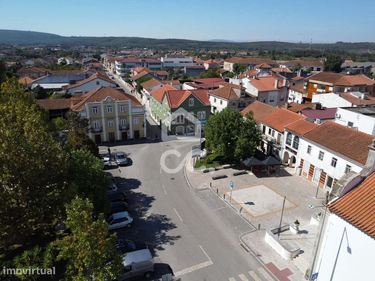 Apartamento T2 novo, com terraço privativo, no centro da Vila do Avela - Grande imagem: 5/23
