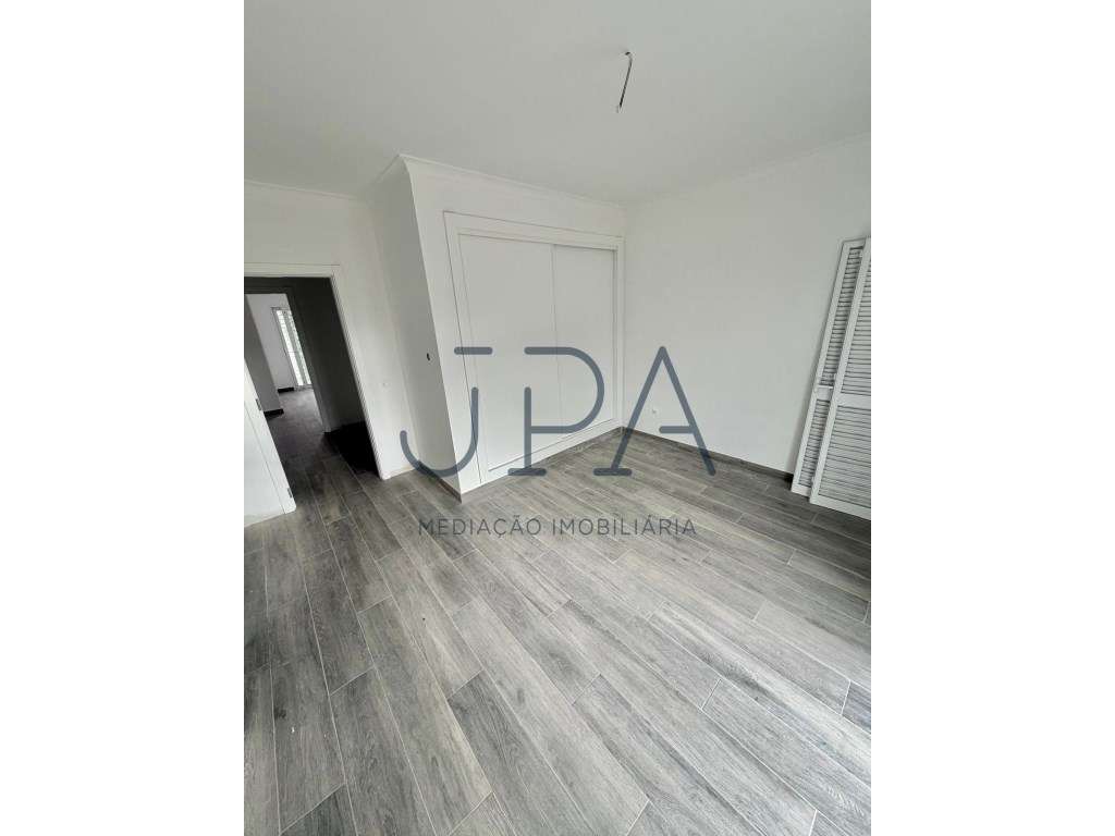 Altura - Em construção - moradia T4 com garagem e piscina-25