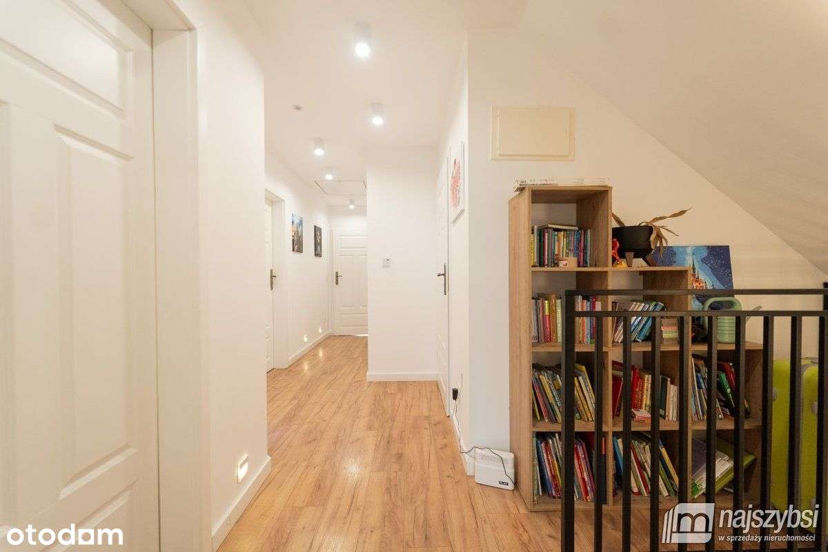 Białuń k. Goleniowa, umeblowany dom z 2022 r.-10