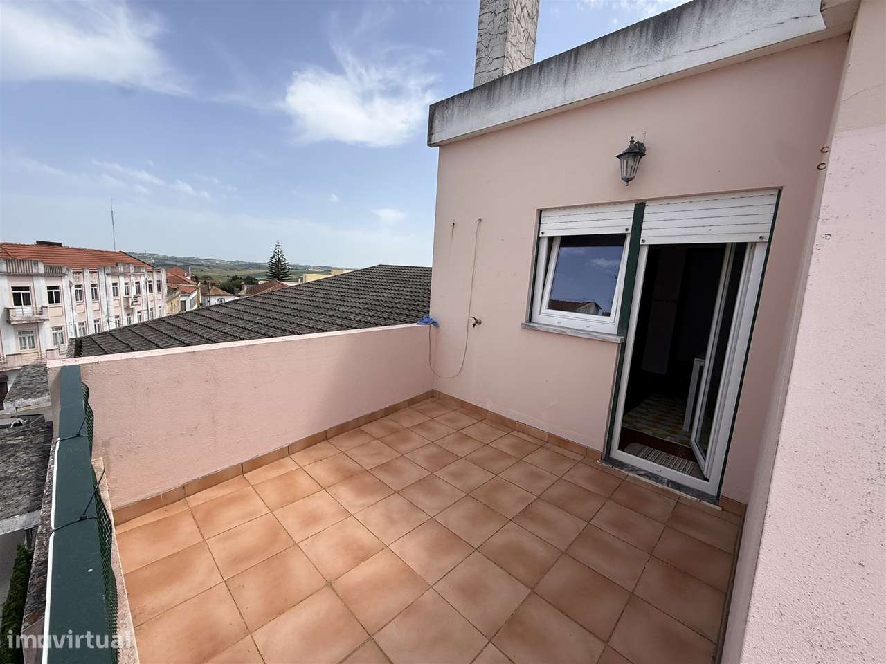 Apartamento T1 no centro do Cadaval-17