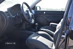 VW Golf 1.9 TDi Highline - 15