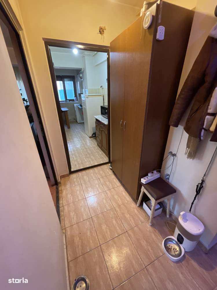 2 camere zona Tătărași lângă școală nr .4 Ionel Teodoreanu-11