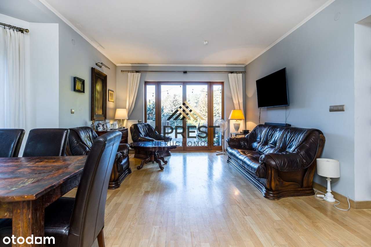 Dom w Kryspinowie z dużym ogrodem!-7