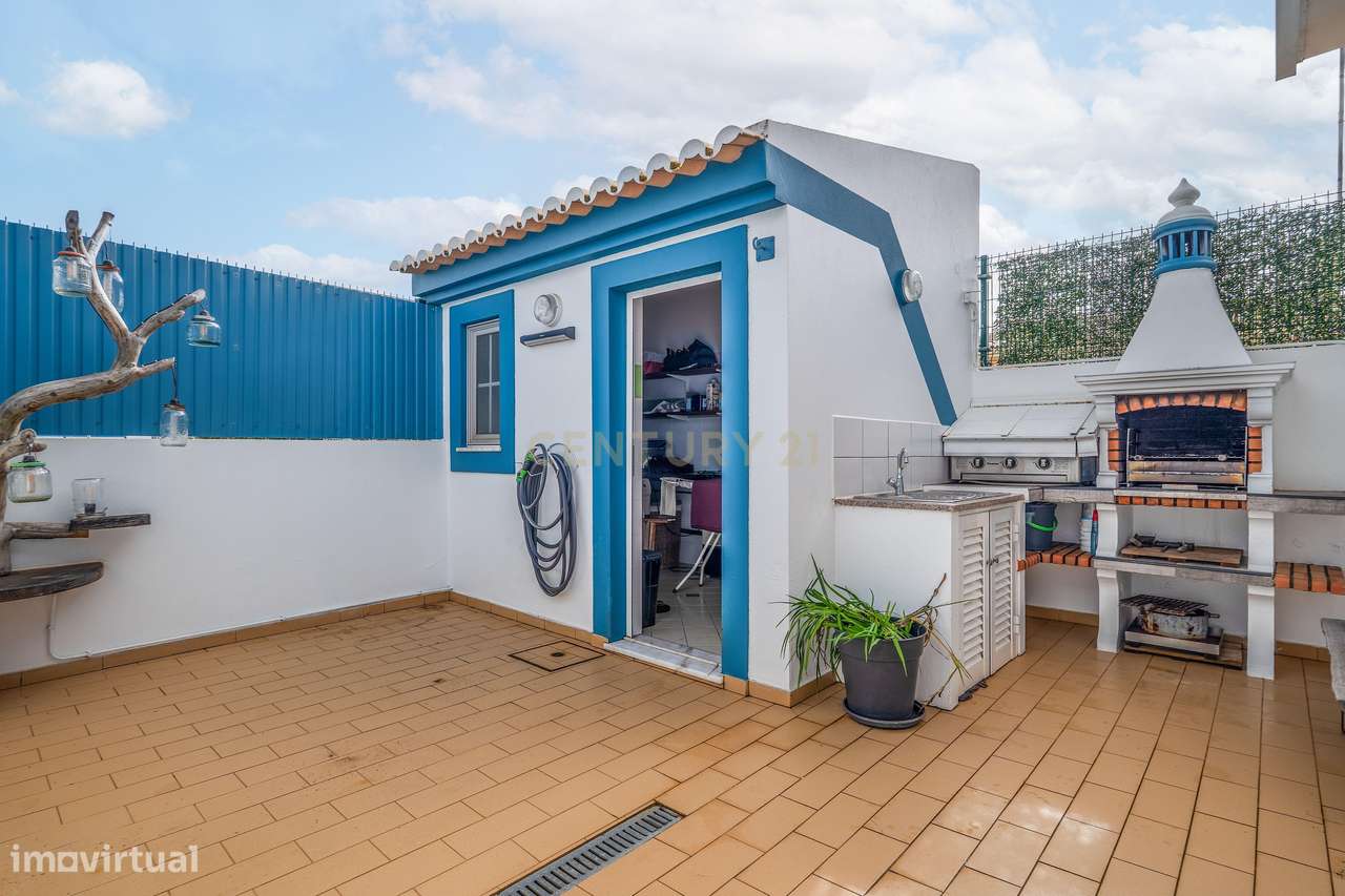 Moradia T4 | Faro | Garagem | Zona Exterior-27