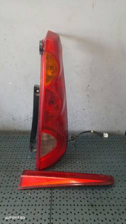 Stop tripla lampa dreapta nissan juke e11 ne11 22016752 - 1