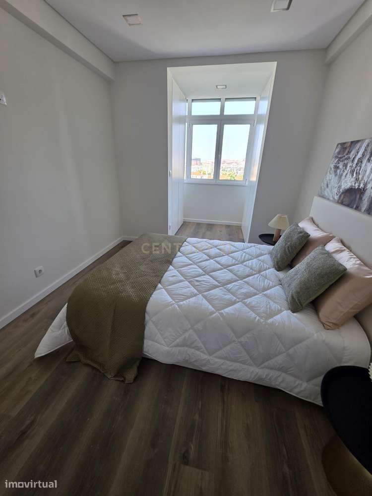 Apartamento T3 Novo em Benfica | varanda aberta | suite | 2 elevadores-22