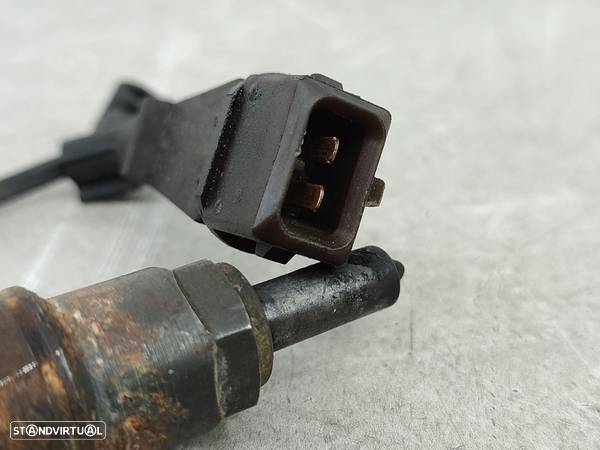 Injector Volkswagen Passat (3B2) - 6