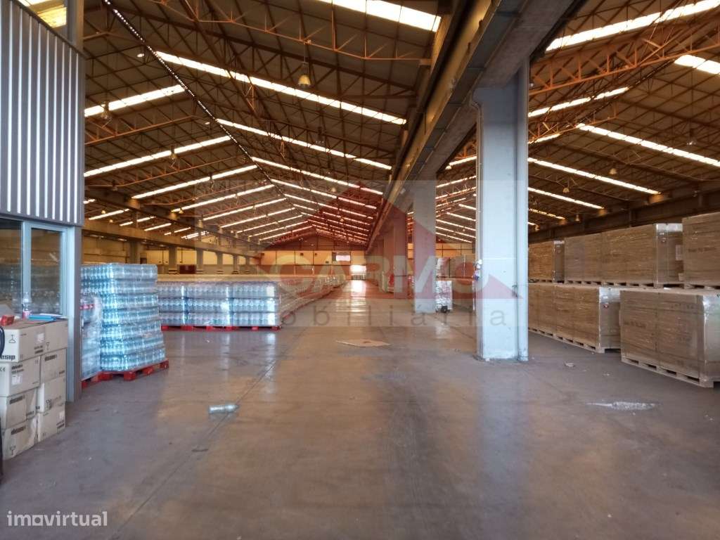 Arrendam-se Armazéns em Setúbal. - Grande imagem: 4/35