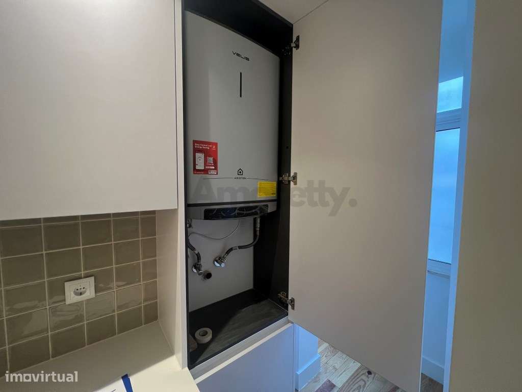 T2 Renovado em Pleno Coração de Arroios-15