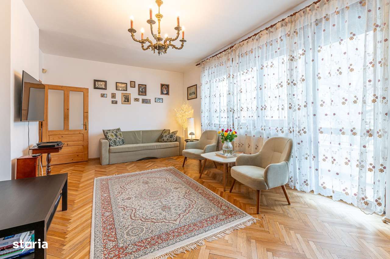 Vilă 4 familii | Apartament generos | Curte 98 mp | Andrei Muresanu