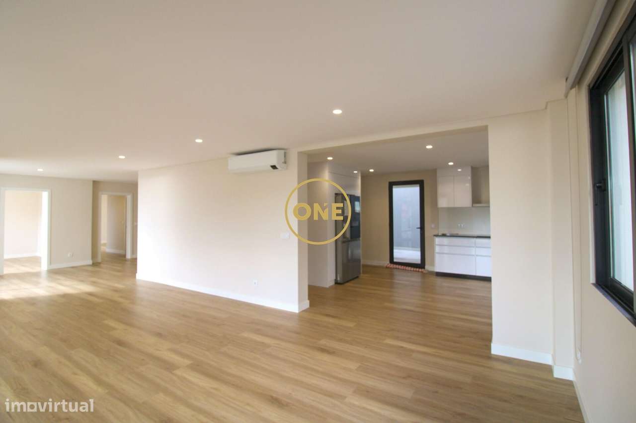 Moradia T7 - Grande imagem: 4/58