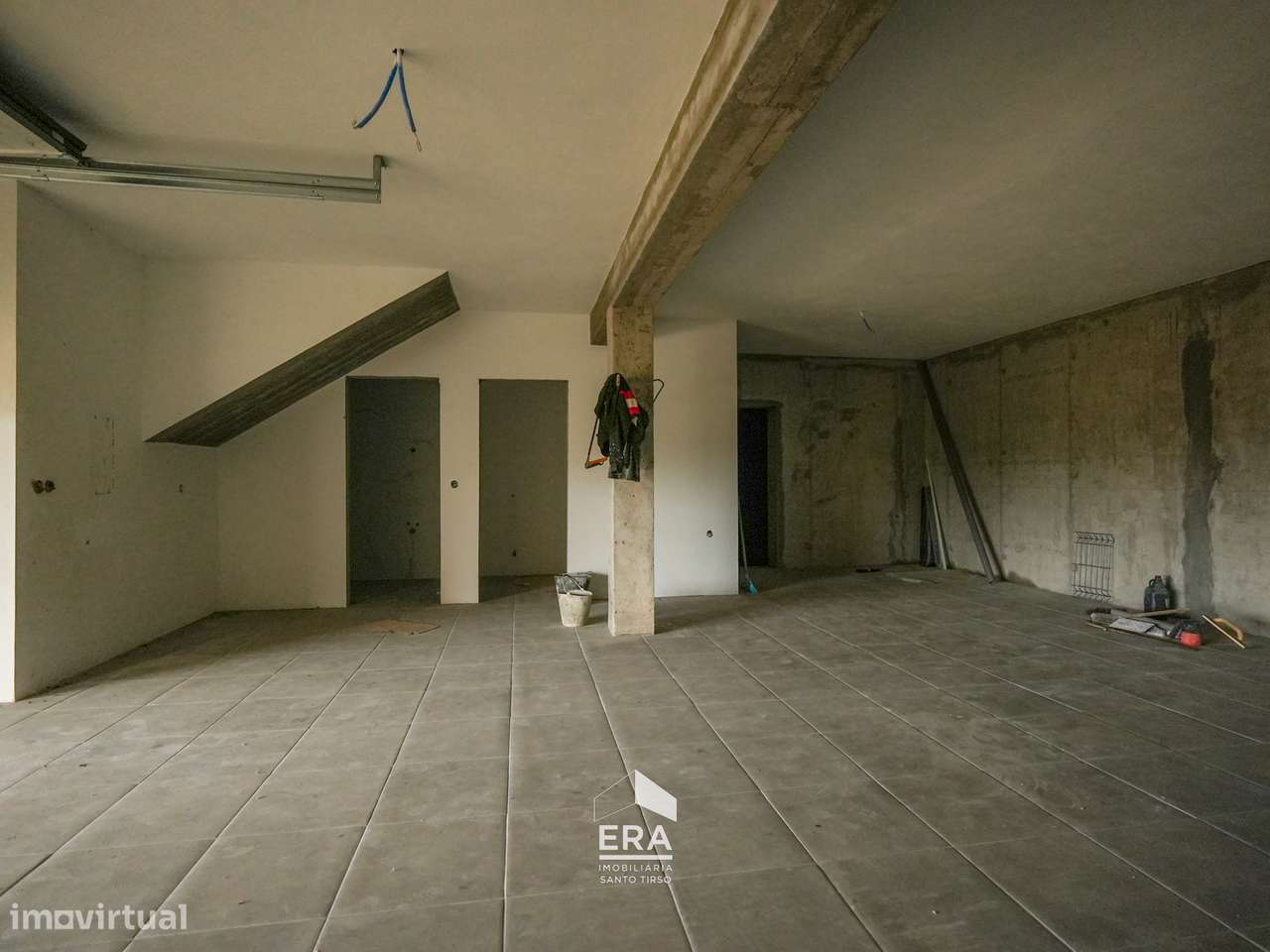 Moradia V3 com piscina em Roriz, Santo Tirso-29