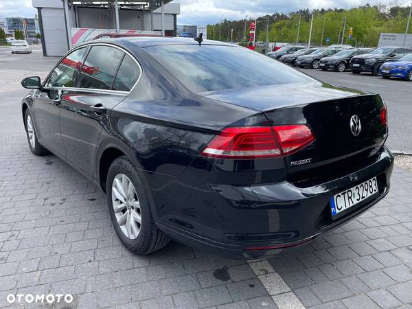 Volkswagen Passat 2.0 TDI BMT Comfortline DSG - 5