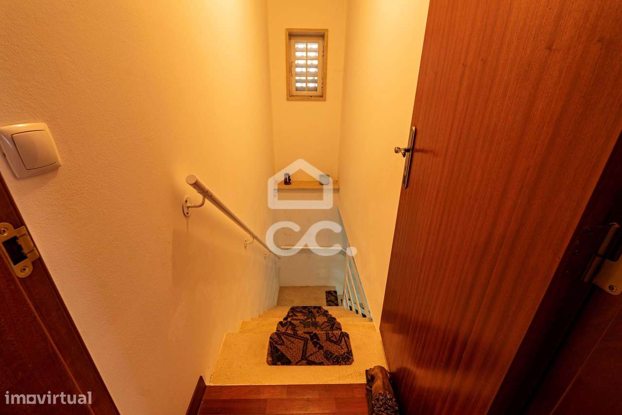 Moradia T4+3 de Prestígio em Vila Nova – Cadaval-45